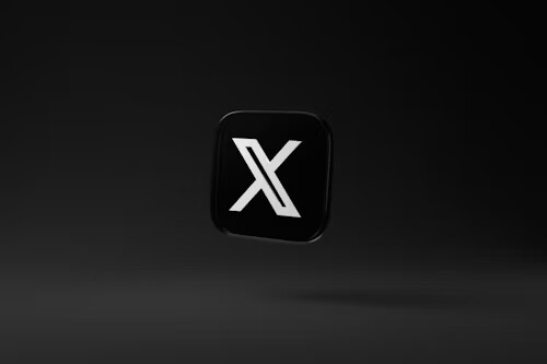 X 平台大當機後 馬斯克稱重啟「全天候工作模式」搶修