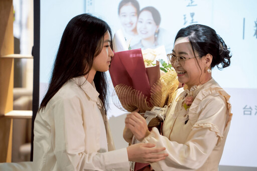 衝上博客來排行榜!台灣第一本系統性《生前整理》引爆人生整理新思維潮流——斷捨離不夠,你需要的是人生整理力