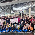 高鐵台南站送愛！新光國小提前歡度兒童節，搭乘夢想列車遊台灣！