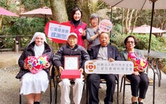 因疫情停辦四年仁愛園遊會5/25再度登場 97歲榮民率先概捐42萬元助身障者獲健康照顧