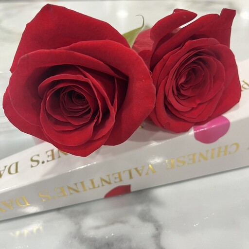 統一企業集團七夕獻4萬朵空運玫瑰，浪漫愛意滿溢全台！