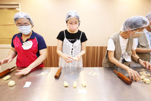 「太陽餅達人趣味競賽」 台中自由路商圈餅香廣飄