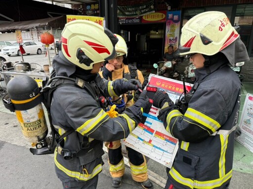 高市消防局模擬旅館火災 強化業者與消防人員搶救能力