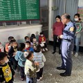 幼兒園及身障中心聖誕報佳音 岡山分局寓教於樂推防詐宣導