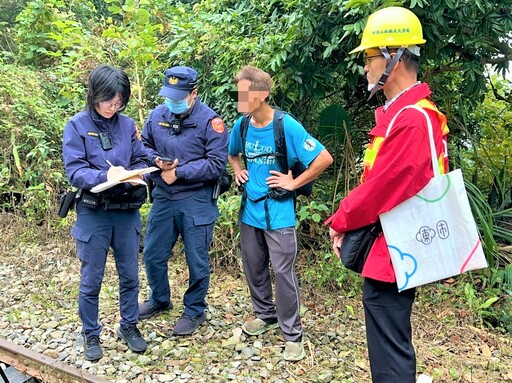 違規行走阿里山鐵道 林鐵及文資處依法裁罰