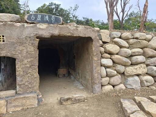 傜洞古城 匡乙創舊作品穿越時空 過年期間古墓傳奇展出