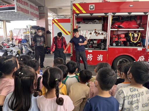 幼兒園實地參訪消防六大隊 化身一日小小消防英雄