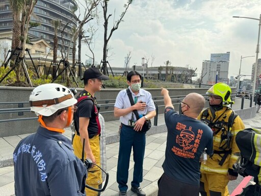 高市消防局R11車站演練模擬地下場站搶救強化救災效率