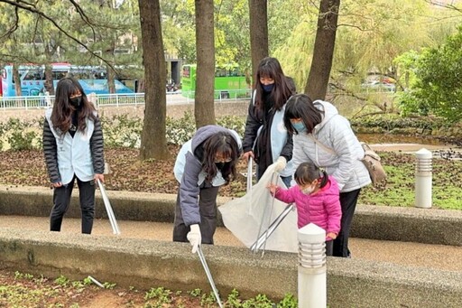 關注環境永續與社會責任 台電新竹區處公園健走淨地活動力行環保清潔美化市容