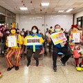 互動零距離、歡樂滿人間 關懷小丑協會逗趣才藝演出與八德榮家養護住民長輩同樂共好趣！