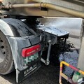 國道1號358公里處火燒車事故 警籲車輛定期保養