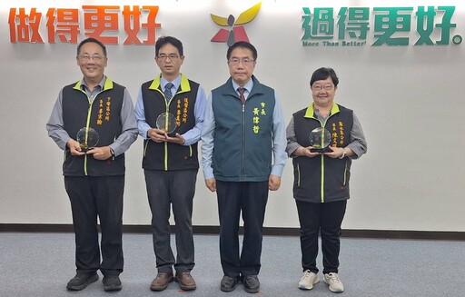 黃偉哲表揚農水路建設有功 南市三區公所展現卓越行政效能