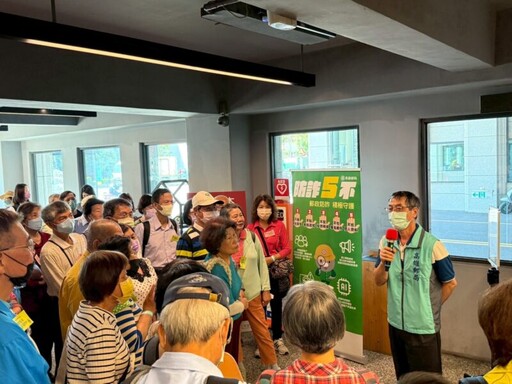 高雄郵局舉辦「中華郵政樂齡運動」強化關懷理念