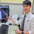 拇指關節炎纏身兩年！阮綜合醫師：關節鏡微創治療助病患擺脫疼痛