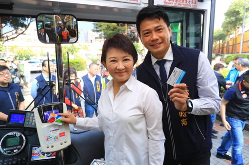 中市交通卡突破187萬！ 校長樂23條公車進校園