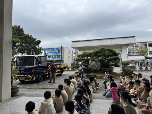高雄區監理所前進明宗國小 深化廉能意識寓教於樂