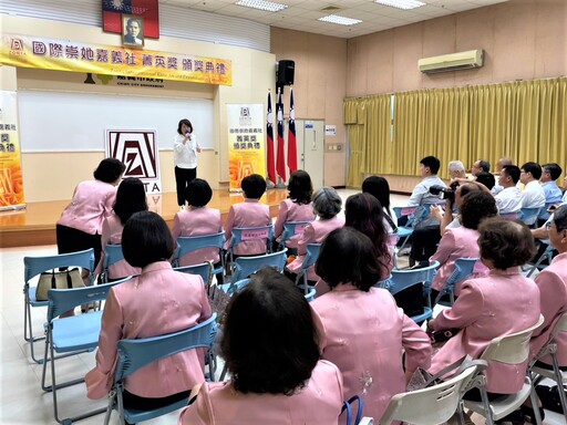 擅長領域脫穎而出 興華高中四位學生獲選崇她菁英獎