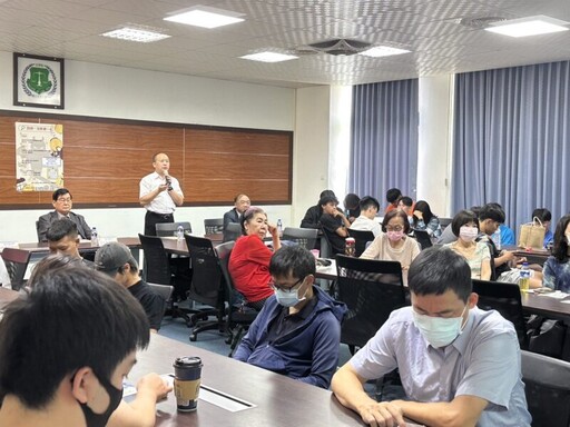 高雄大學反詐騙講座 楠梓分局長解析常見詐騙手法