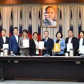 彰化縣補助款被刪減51.7億 王惠美赴行政院遞交訴願書