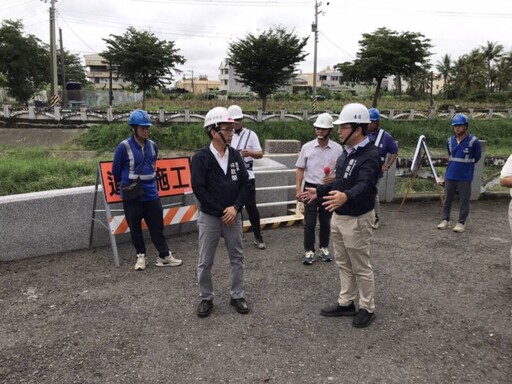 視察大遼排水防洪牆施工進度 林欽榮要求全力趕工減輕水患