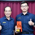 蔡耀丞尋獲失智迷途老翁 盧廷彰會報表揚豎指稱讚