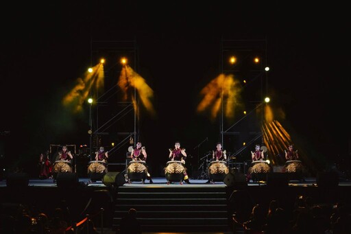 鼓聲震明潭、搖滾燃夜空 日月潭花火音樂嘉年華開演