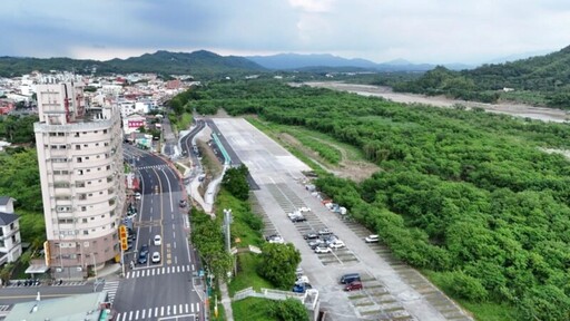 旗山區觀光停車場啟用 中華路進出紓解假日車潮