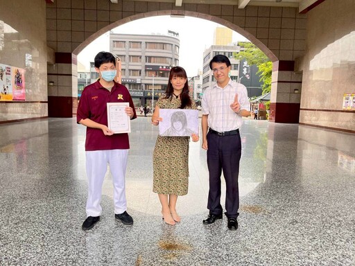 【三信家商】創意謝師活動連環登場 校園洋溢感恩氛圍