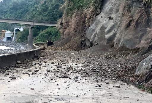 嘉義6.4強震／全台27傷！西興村50人「一度受困孤島」已搶通