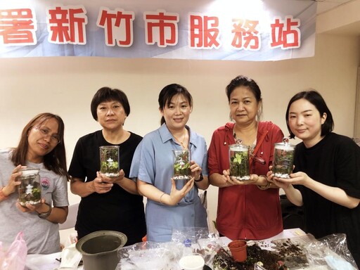 移民署竹市宣導多元文化歡慶母親節 家庭教育攜手新住民手作生態瓶致敬地球母親