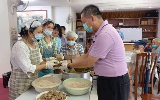 彰化榮家飄粽香慶端午 住民體驗重溫包粽趣