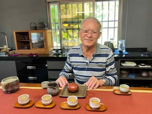 茶農曾達坤奪鹿谷鄉農會113年冬季茶賽「特等獎」 殊榮 圓夢40載