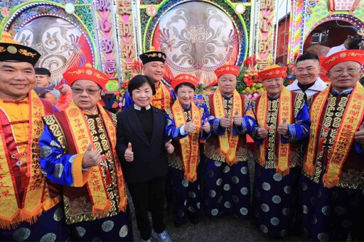 盛況空前！ 中市大甲鎮瀾宮七朝建醮普渡開香 盧秀燕祈求國泰民安