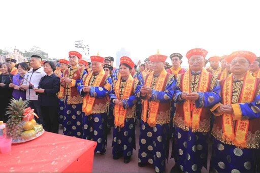 盛況空前！ 中市大甲鎮瀾宮七朝建醮普渡開香 盧秀燕祈求國泰民安