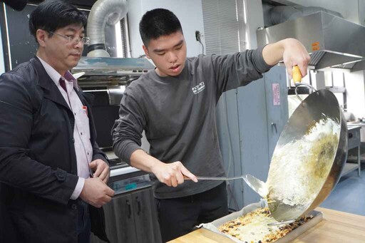 手作健康年節食品零食 大葉大學藥保系傳授玫瑰花生糖獨門祕訣