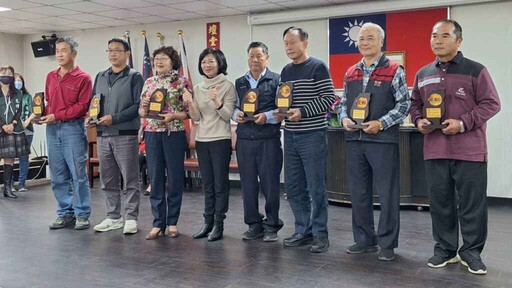 花壇鄉農會慶祝農民節 表揚38位農業貢獻有功農民