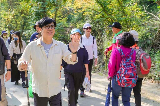 大社觀音山環保淨山齊步行 攜手環保行動守護山林