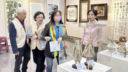 彰化縣共硯生活藝術學會聯展 魚鱗與鐵絲纏繞打造創意盆栽