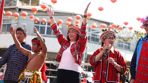 搗麻糬、黏紅包 田中鎮蛇prise歡喜慶頭牙