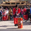 北港迓媽祖熱鬧登場！ 炸虎爺犁炮齊發 萬人空巷朝聖