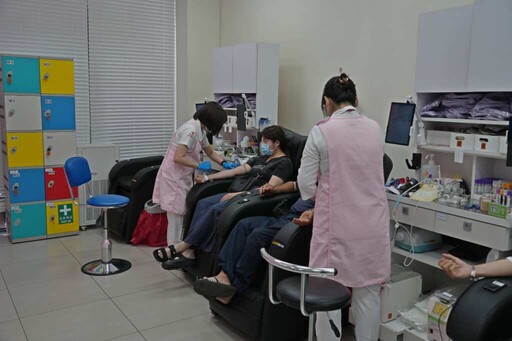 雲科大EMBA熱血千袋傳愛 張麗善力挺、萬人響應 共築生命防線！