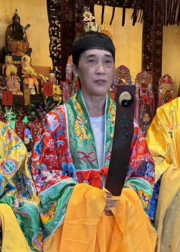 三十六刀法壇奏職晉升儀式」范俐蓉老師順利通過 「登刀梯武考」完成法師職階晉陞
