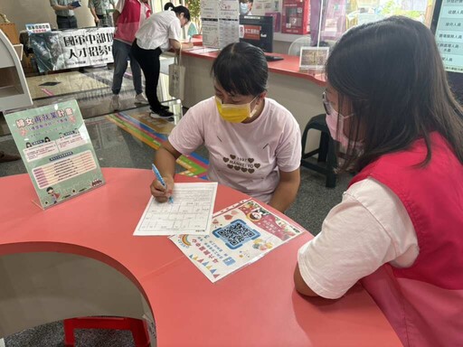 母親節前夕舉辦徵才暨手作活動 斗六就業中心溫暖陪伴婦女邁出職涯再出發