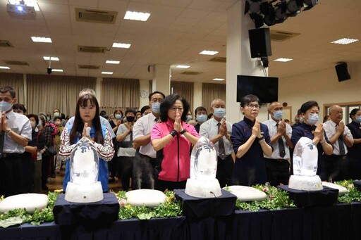 佛誕、母親節、慈濟日三節合一 苗栗慈濟園區祈福浴佛典禮
