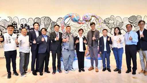 洪易返鄉個展「嶄新悅目」 彰化縣立美術館展出67件創作