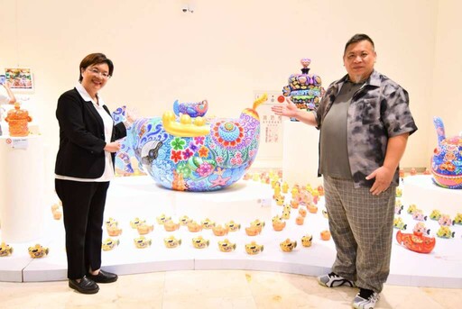 洪易返鄉個展「嶄新悅目」 彰化縣立美術館展出67件創作
