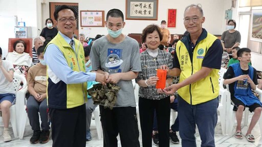 端午節關懷弱勢 彰化市長林世賢贈社福機構加菜金與肉粽