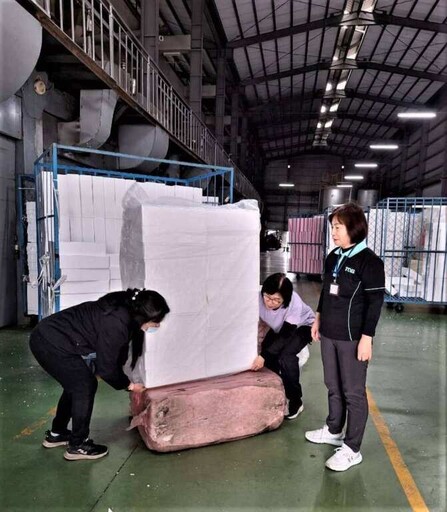 60歲婦女失業返鄉求職遇阻 中彰投分署僱用獎助措施助穩定就業