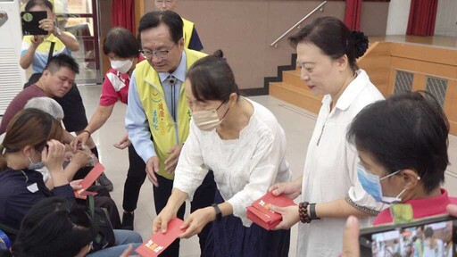 大通電子端午送暖不缺席 發放彰化市百戶弱勢戶慰問金