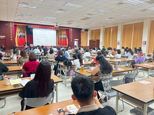 熱心擔任溝通與諮詢橋樑 新住民夫妻參加高市勞工局通譯培訓